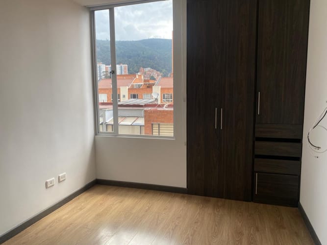 Apartamento de 3 alcobas en venta en Cedritos, Bogotá, 91 m² · foto 11 de 24