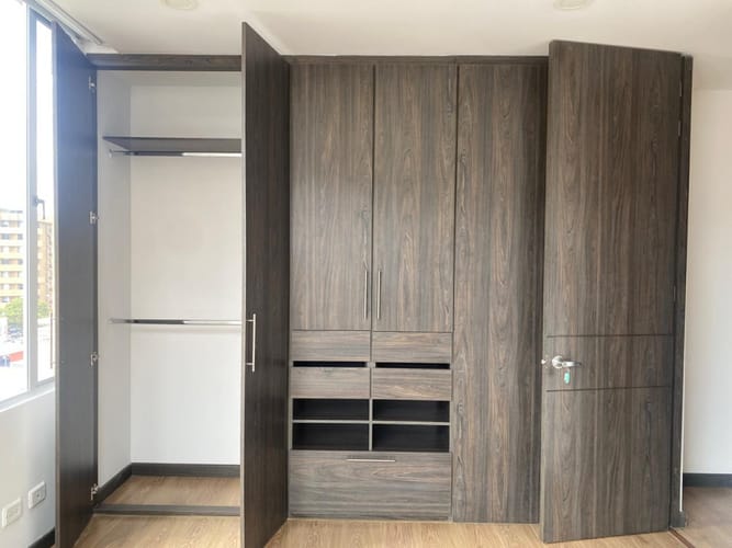 Apartamento de 3 alcobas en venta en Cedritos, Bogotá, 91 m² · foto 16 de 24