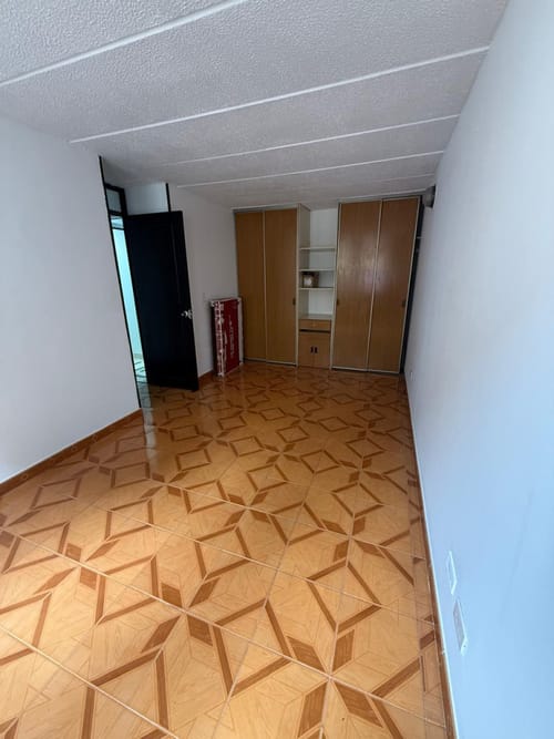 Apartamento de 2 alcobas en venta en Engativa Centro, Bogotá, 50 m² · foto 14 de 16