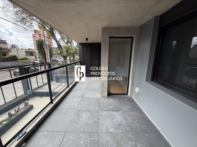 Apartamento en Alquiler 1 Dormitorio con Garage en Malvín · Foto 5
