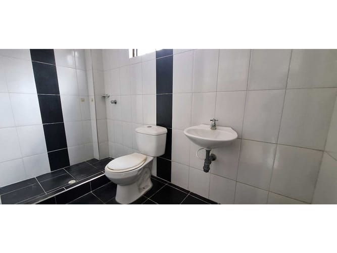 Apartamento de 3 alcobas en arriendo en Girardot, Girardot, 75 m² · foto 20 de 21