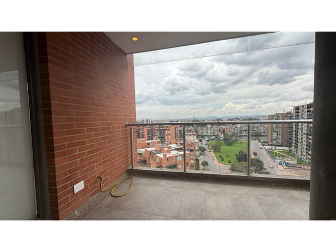 Apartamento de 3 alcobas en venta en Ciudad Salitre Occidental, Bogotá, 158 m² · foto 6 de 24