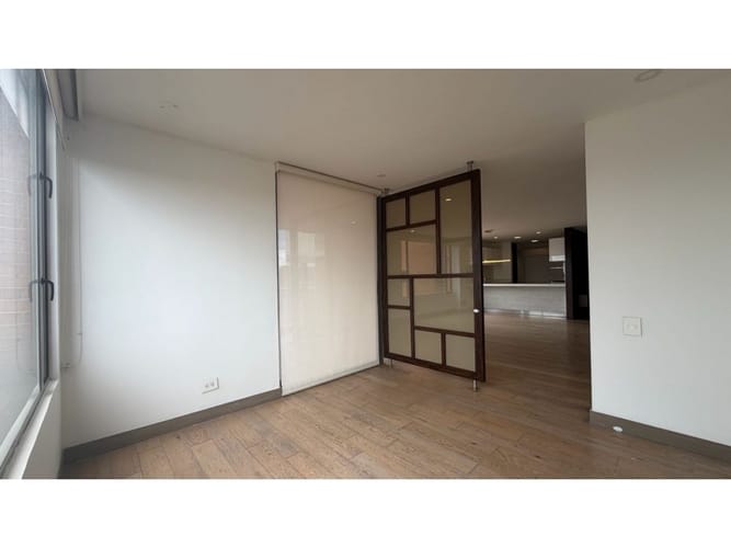 Apartamento de 3 alcobas en venta en Ciudad Salitre Occidental, Bogotá, 158 m² · foto 8 de 24
