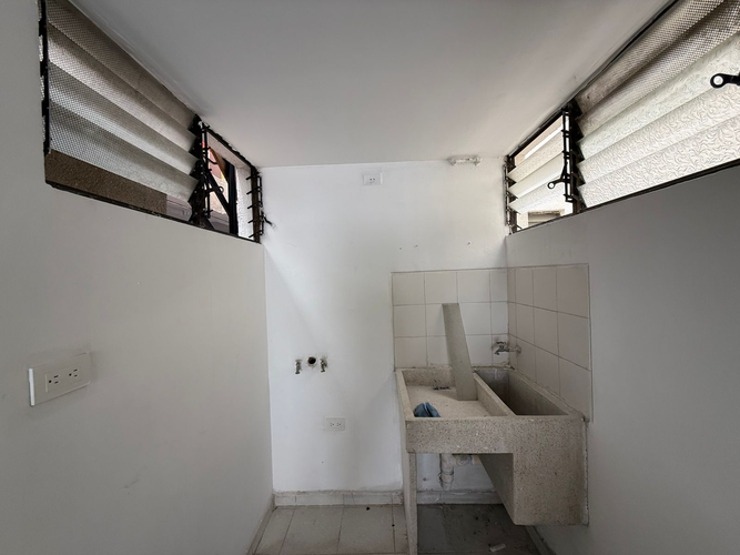 Apartamento de 3 alcobas en arriendo en El Limonar, Cali, 68 m² · foto 10 de 24