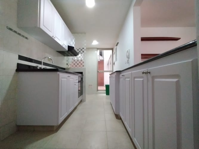 Apartamento de 3 alcobas en arriendo en Ciudad Salitre, Bogotá, 76 m² · foto 5 de 20