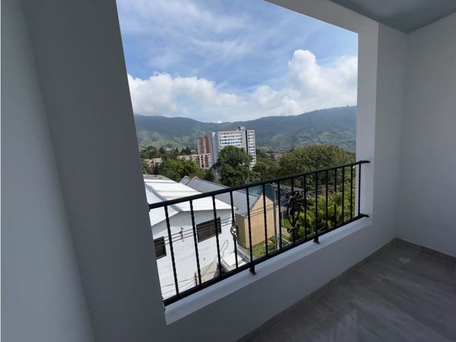 Apartamento de 3 alcobas en arriendo en Cabecera San Antonio De Prado, Medellín, 60 m² · foto 3 de 10