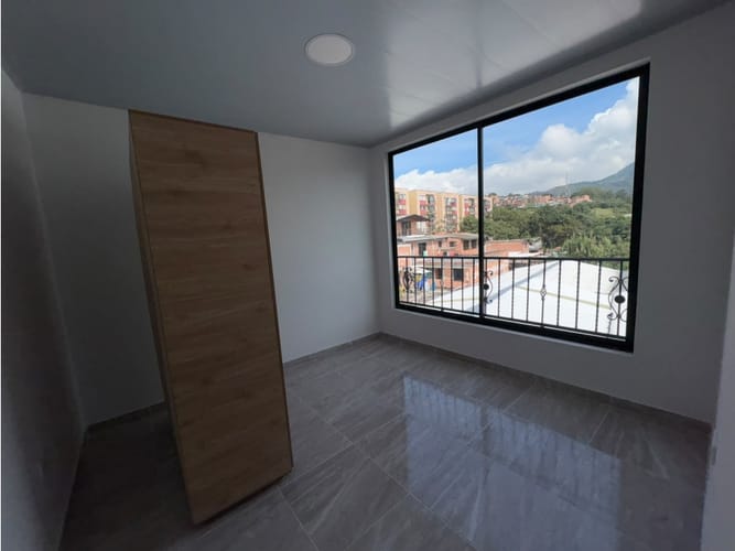 Apartamento de 3 alcobas en arriendo en Cabecera San Antonio De Prado, Medellín, 60 m² · foto 5 de 10