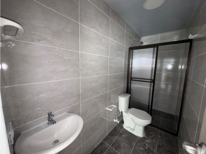 Apartamento de 3 alcobas en arriendo en Cabecera San Antonio De Prado, Medellín, 60 m² · foto 9 de 10