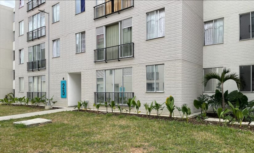 Apartamento de 2 alcobas en arriendo en Panorama, Yumbo, 58 m² · foto 23 de 24