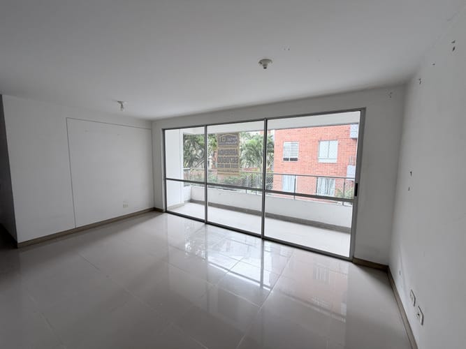 Apartamento de 3 alcobas en arriendo en La Flora, Cali, 82 m² · foto 6 de 21