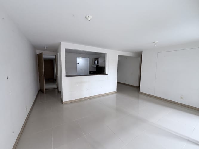 Apartamento de 3 alcobas en arriendo en La Flora, Cali, 82 m² · foto 10 de 21