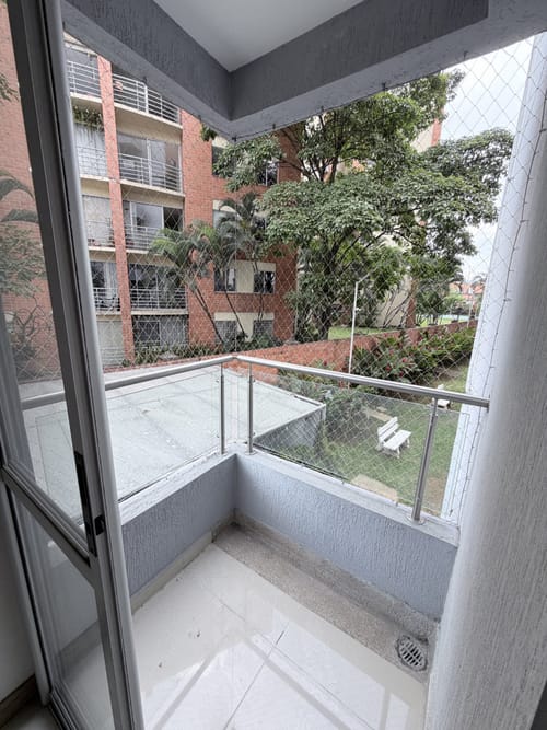 Apartamento de 3 alcobas en arriendo en La Flora, Cali, 82 m² · foto 16 de 21