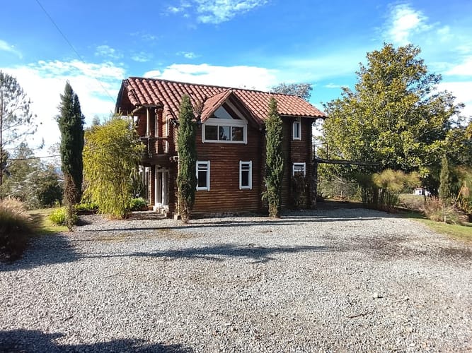 Casa Campestre en Arriendo en Loma del Chocho, Envigado