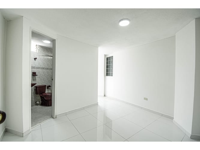 Apartamento de 3 alcobas en arriendo en Alta Suiza, Manizales, 80 m² · foto 5 de 14
