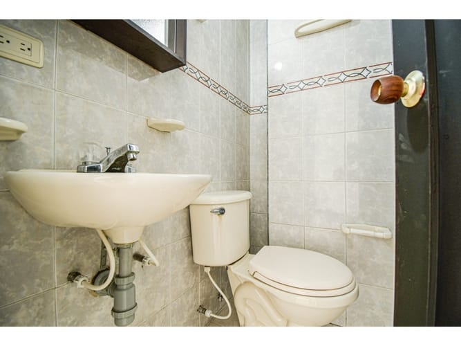 Apartamento de 3 alcobas en arriendo en Alta Suiza, Manizales, 80 m² · foto 13 de 14