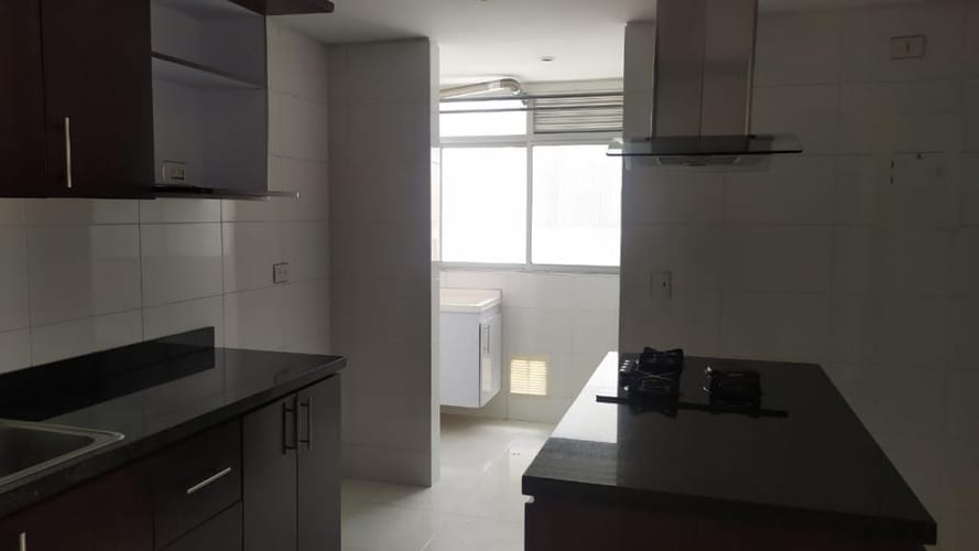 Apartamento de 3 alcobas en arriendo en El Batán, Bogotá, 92 m² · foto 9 de 24