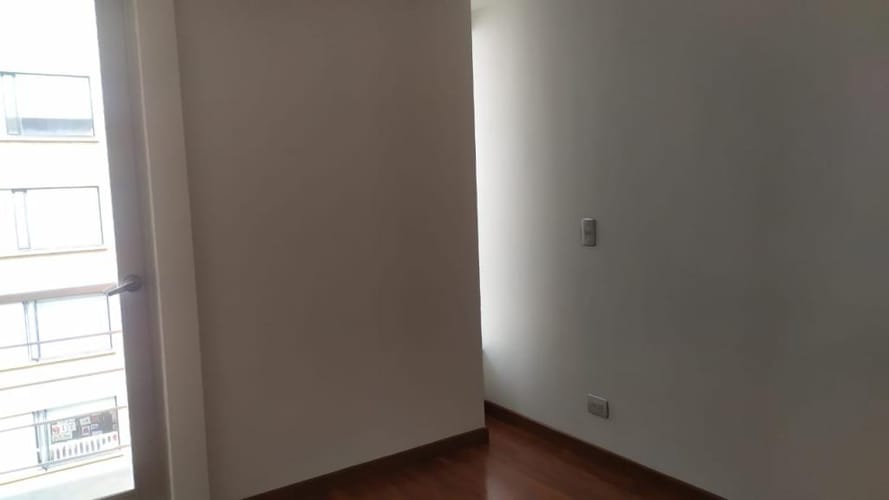 Apartamento de 3 alcobas en arriendo en El Batán, Bogotá, 92 m² · foto 18 de 24