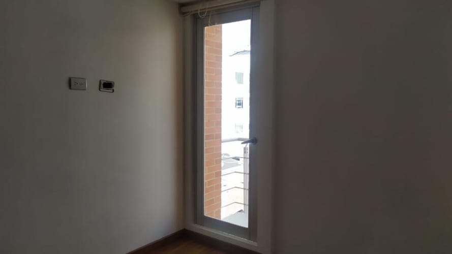 Apartamento de 3 alcobas en arriendo en El Batán, Bogotá, 92 m² · foto 21 de 24