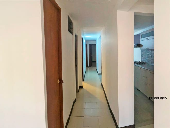 Casa de 6 alcobas en venta en Las Mercedes, Medellín, 140 m² · foto 5 de 20
