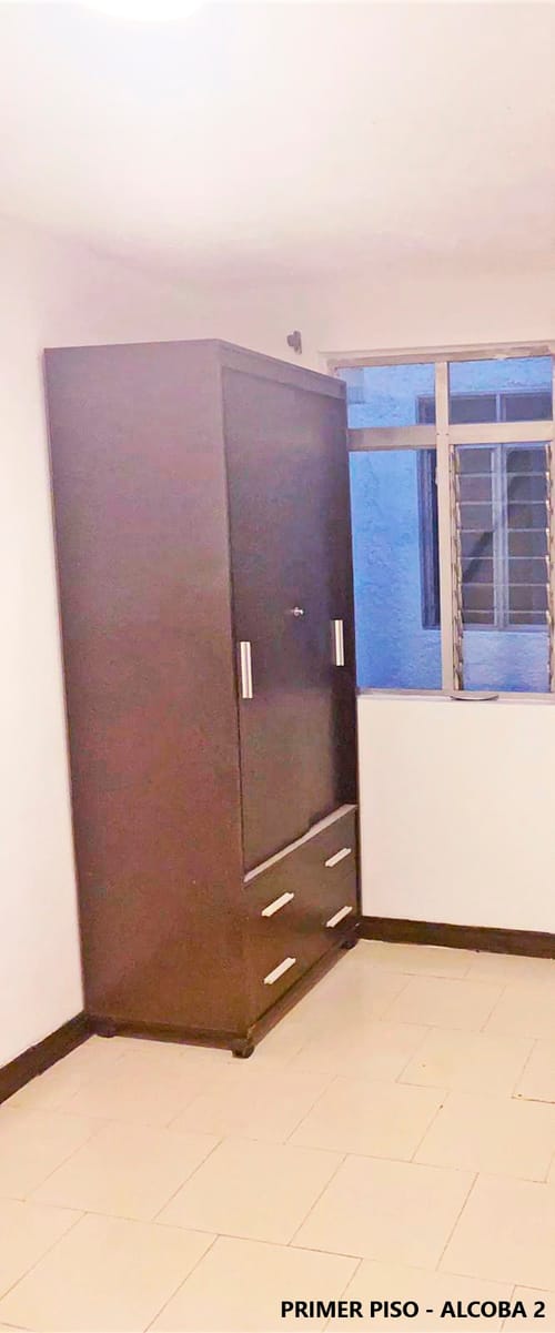 Casa de 6 alcobas en venta en Las Mercedes, Medellín, 140 m² · foto 9 de 20