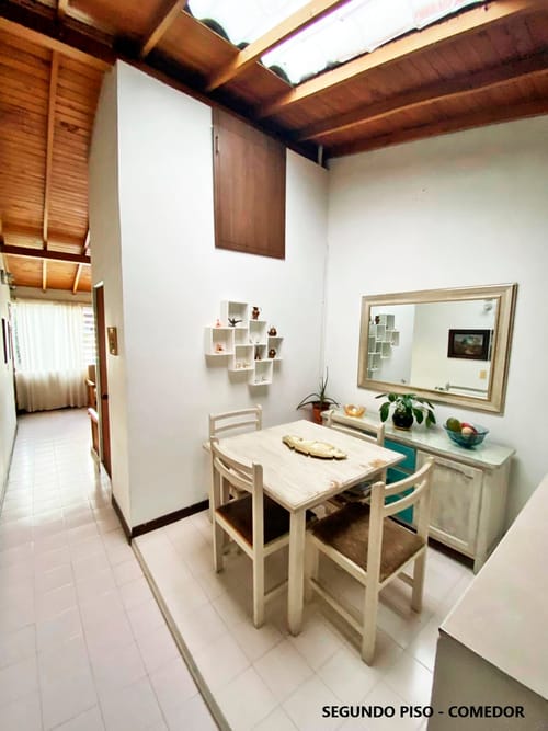 Casa de 6 alcobas en venta en Las Mercedes, Medellín, 140 m² · foto 16 de 20