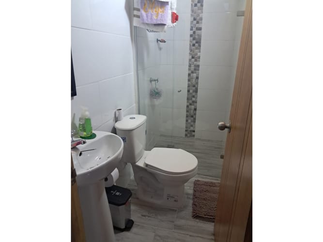 Apartamento de 2 alcobas en venta en Cabañas, Bello, 60 m² · foto 8 de 13