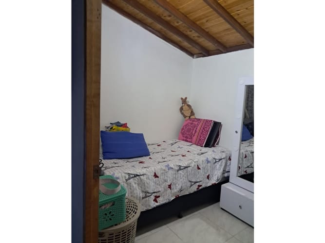 Apartamento de 2 alcobas en venta en Cabañas, Bello, 60 m² · foto 11 de 13