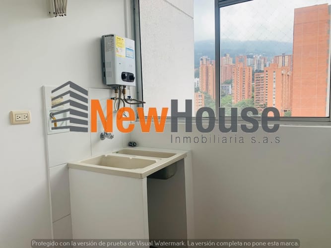 Apartaestudio en arriendo en Milla De Oro, Medellín, 63 m² · foto 7 de 10
