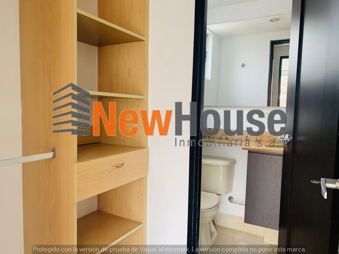 Apartaestudio en arriendo en Milla De Oro, Medellín, 63 m² · foto 8 de 10