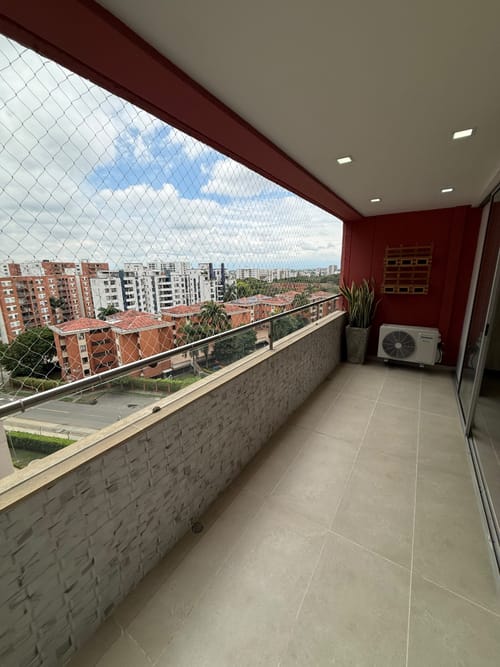 Apartamento de 3 alcobas en arriendo en La Flora, Cali, 104 m² · foto 5 de 18