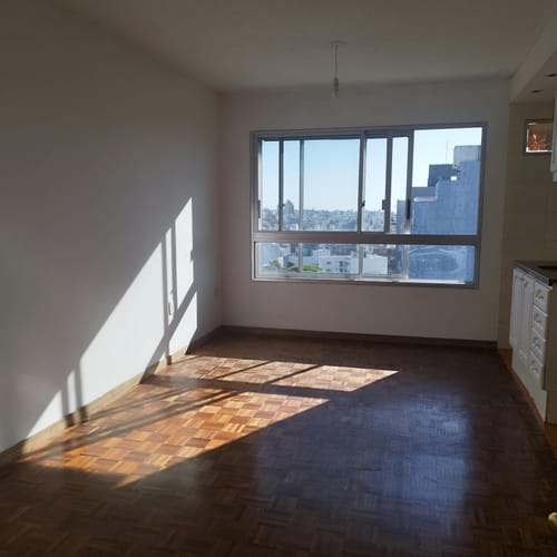 Un dorm piso diez con vestidor en excelente estado sobre 26 de Marzo · Foto 2