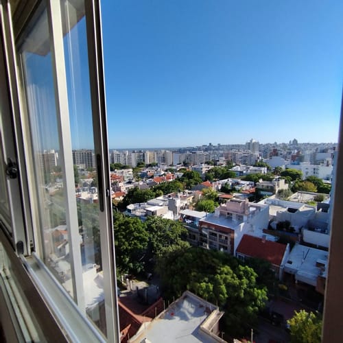 Un dorm piso diez con vestidor en excelente estado sobre 26 de Marzo · Foto 4
