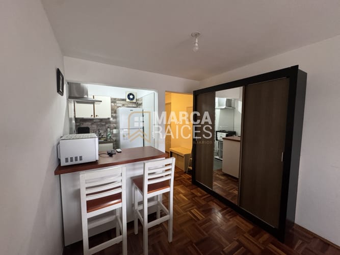 Alquiler Monoambiente Totalmente Amoblado Pocitos Montevideo · Foto 7