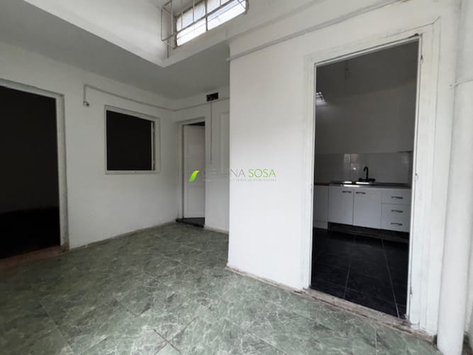 Oficina Sosa Prado - Dalmiro Costa y Resistencia apto por corredor con patio muy buena ubicacion · Foto 5