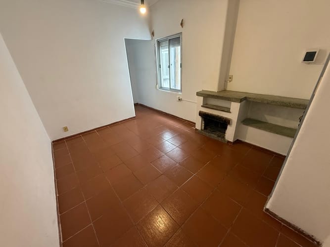 Exclusivo y Luminoso Departamento con Amplia Terraza y Acogedor Hogar: Una Oportunidad Única. · Foto 4