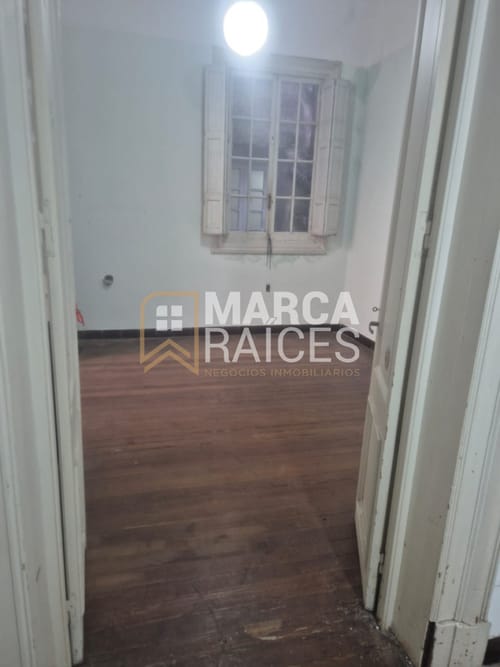 Alquiler Apartamento 4 Dormitorios con Azotea. Centro, Montevideo · Foto 5