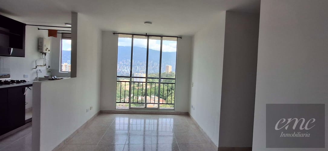 Apartamento de 3 alcobas en arriendo en La Hondonada, Medellín, 60 m² · foto 2 de 15