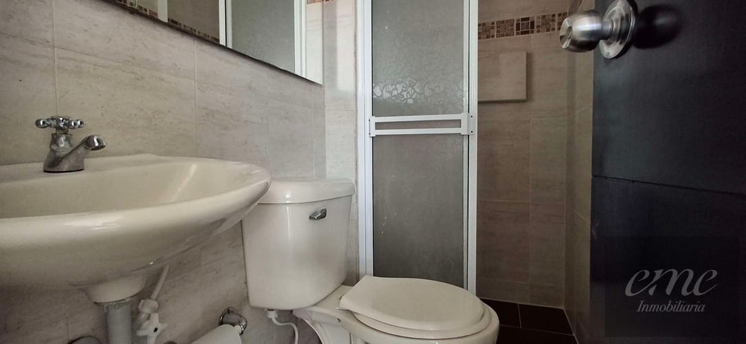 Apartamento de 3 alcobas en arriendo en La Hondonada, Medellín, 60 m² · foto 7 de 15