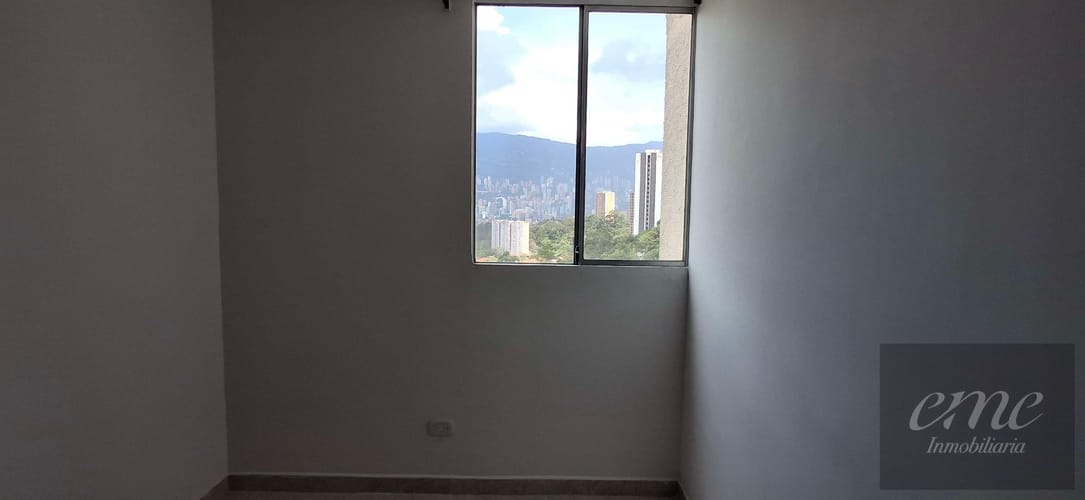 Apartamento de 3 alcobas en arriendo en La Hondonada, Medellín, 60 m² · foto 8 de 15