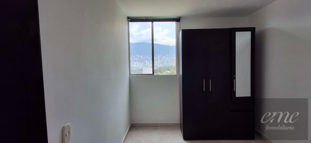Apartamento de 3 alcobas en arriendo en La Hondonada, Medellín, 60 m² · foto 10 de 15