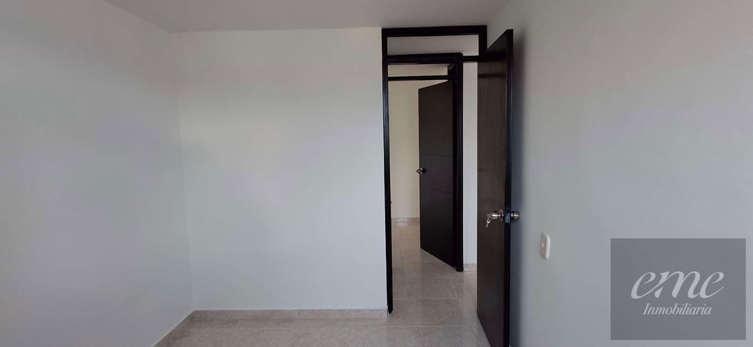 Apartamento de 3 alcobas en arriendo en La Hondonada, Medellín, 60 m² · foto 11 de 15