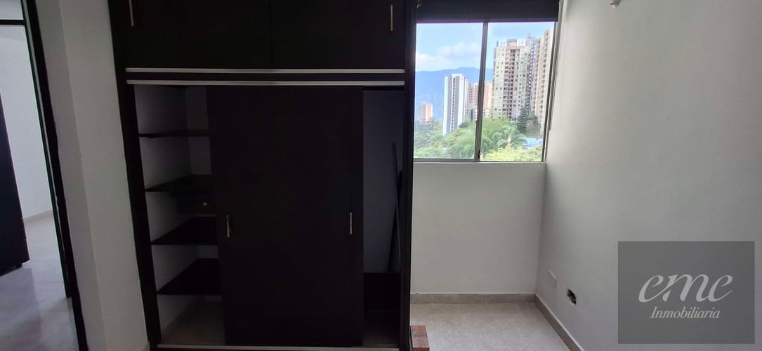 Apartamento de 3 alcobas en arriendo en La Hondonada, Medellín, 60 m² · foto 13 de 15