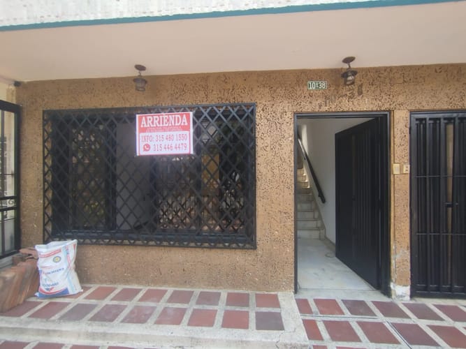 Casa de 4 alcobas en arriendo en Colseguros Andes, Cali, 220 m² · foto 2 de 24