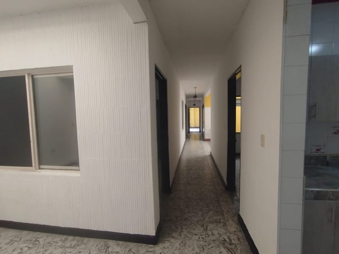 Casa de 4 alcobas en arriendo en Colseguros Andes, Cali, 220 m² · foto 5 de 24