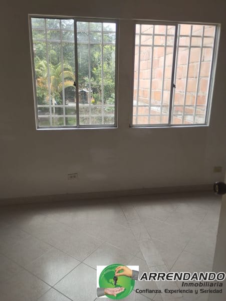 Casa de 4 alcobas en arriendo en Ditaires, Itagüí, 110 m² · foto 2 de 15