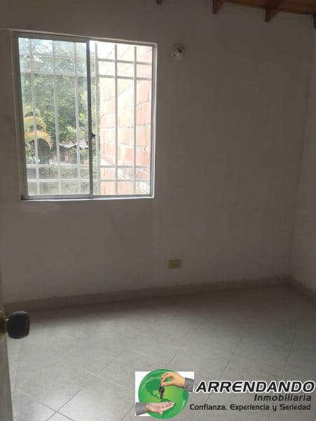 Casa de 4 alcobas en arriendo en Ditaires, Itagüí, 110 m² · foto 4 de 15