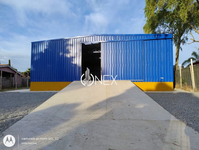 Galpón en alquiler ideal distribuidora minimarket gimnasio muy buen acceso · Foto 2