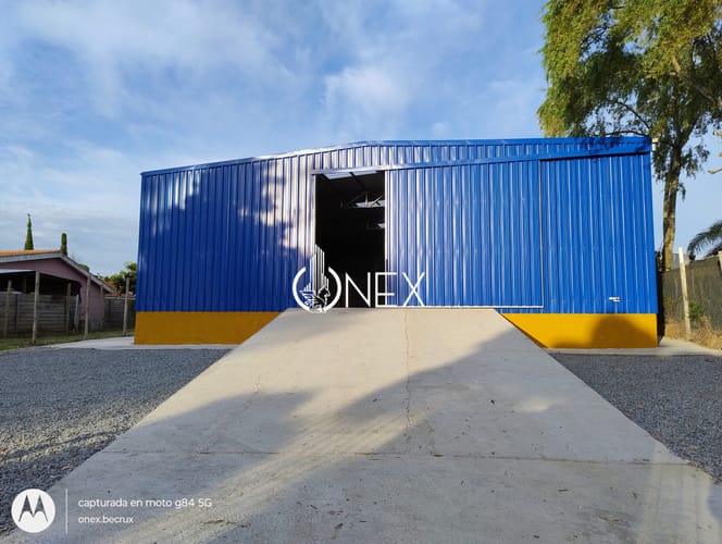 Galpón en alquiler ideal distribuidora minimarket gimnasio muy buen acceso · Foto 3