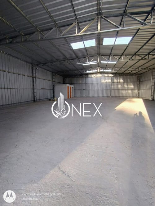 Galpón en alquiler ideal distribuidora minimarket gimnasio muy buen acceso · Foto 5