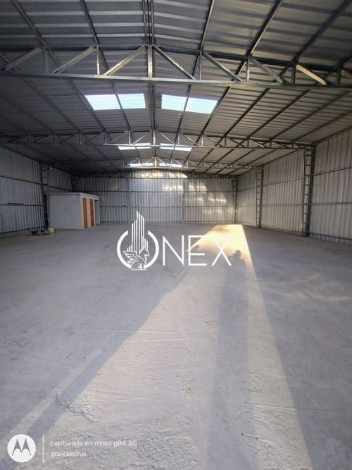Galpón en alquiler ideal distribuidora minimarket gimnasio muy buen acceso · Foto 8